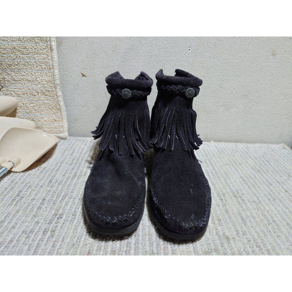 รองเท้าบูท minnetonka 299 / 15019400211 สีดำ # w6 # 37