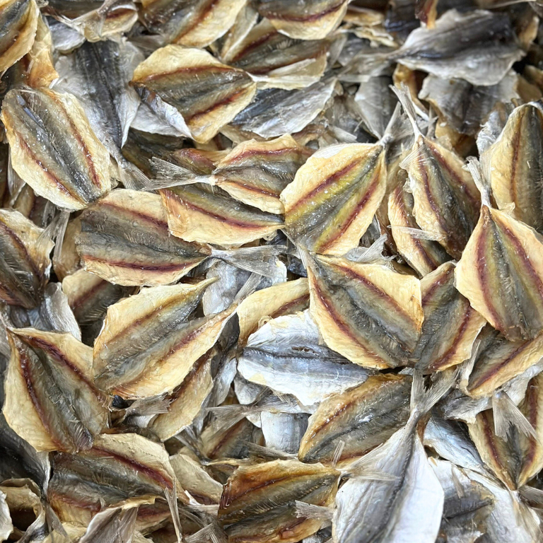 [ โค๊ดลด 50% ] ปลาข้างเหลืองหวาน สูตรไม่มีงา ทอดทานกับข้าวต้ม อร่อยฟินสุดๆ ตราหอมปลาอินทรี แพ็ค 300 กรัม - รูปที่ 2