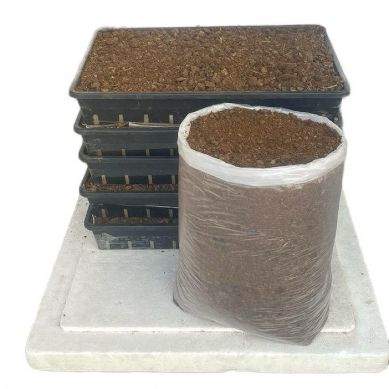 ก.การเกษตรฟาร์ม มูลวัวนม สกัดเย็นพร้อมใช้  9500กรัม 12ลิตร ดินทางด่วน ปุ๋ยคอก วัสดุปรุงดิน