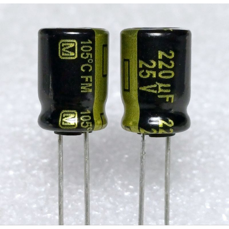 Panasonic FM 220uf 25v capacitor ตัวเก็บประจุ คาปาซิเตอร์
