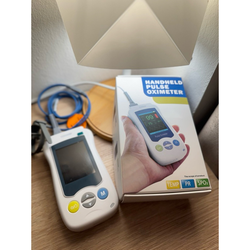 เครื่องวัดออกซิเจนในเลือด แบบโรงพยาบาล Handheld Pulse Oximeter Monitoring YONKER รุ่น YK-820miniA   
