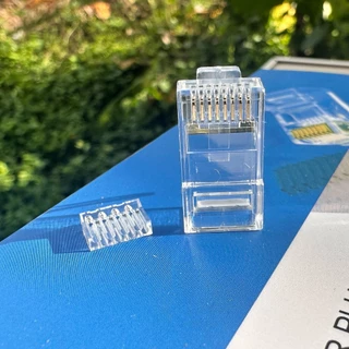 ยกกล่อง หัวRJ45 Cat6 รุ่นใหม่ แบบมีรางเรียงสายก่อนย้ำหัว เข้าหัวได้แม่นยำไม่มีพลาด ใช้กับคีมย้ำหัวรุ่นดั้งเดิมได้