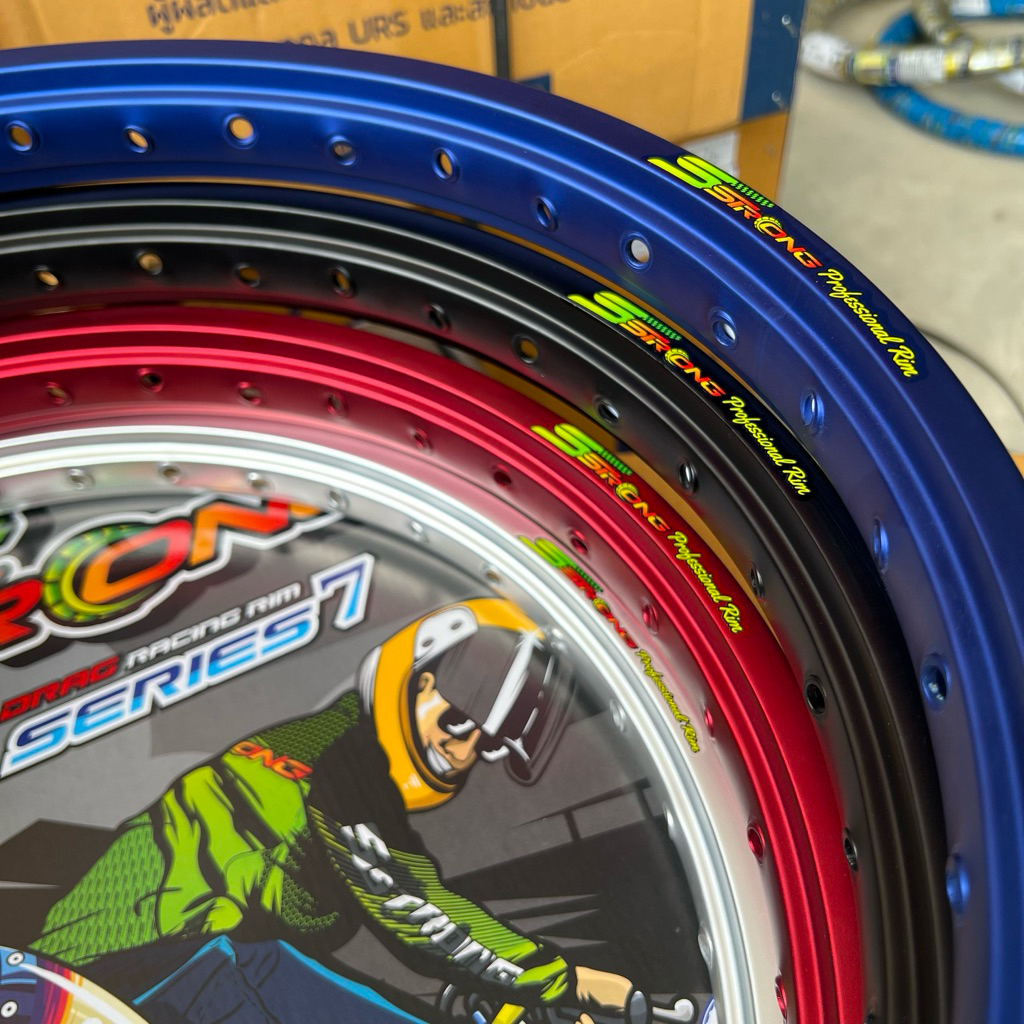 วงล้อ Sstrong MT1.1 1.2  1.4 ขอบ17 เบามาก ต่อ 1 วงของแท้รับ ซื้อคู่แถมเสื้อ 1 ตัว เสื้อลายใหม่ พร้อมสติกเกอร์