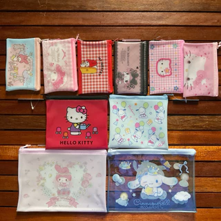 กระเป๋าซิป กระเป๋าใส่เงิน กระเป๋าตัง sanrio กระเป๋าสตางค์ Hello kitty ครบรอบ 50ปี anniversary ของแท้จากญี่ปุ่น daiso