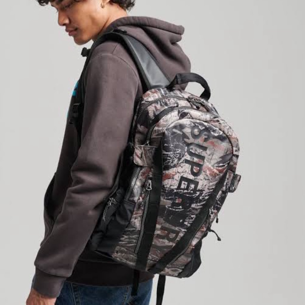SUPERDRY : TARP BACKPACK