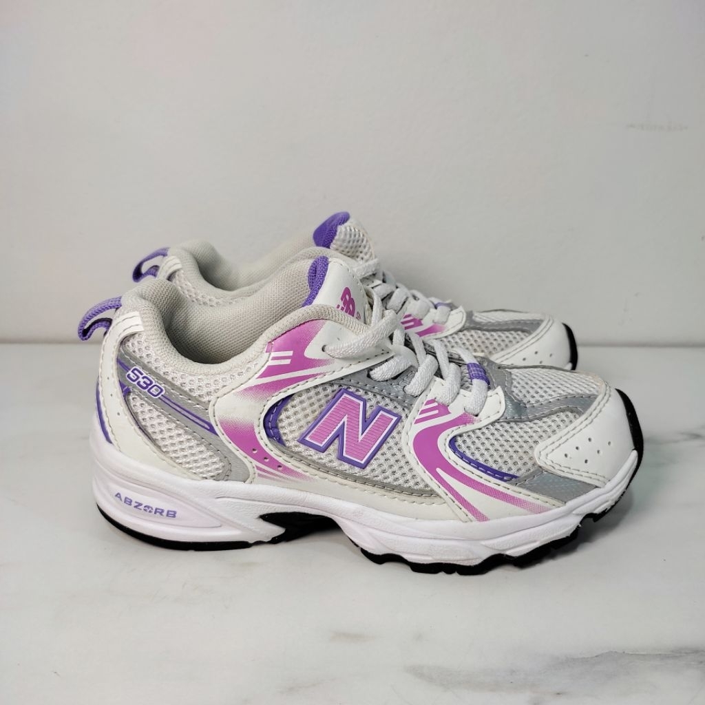 รองเท้า New balance 530 เด็กของแท้ มือสอง