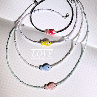 🎉🎉สร้อยคอ handmade ลูกปัดโทนชมพูฟ้าพร้อมจี้เซรามิครูปปลา 🎉🎉