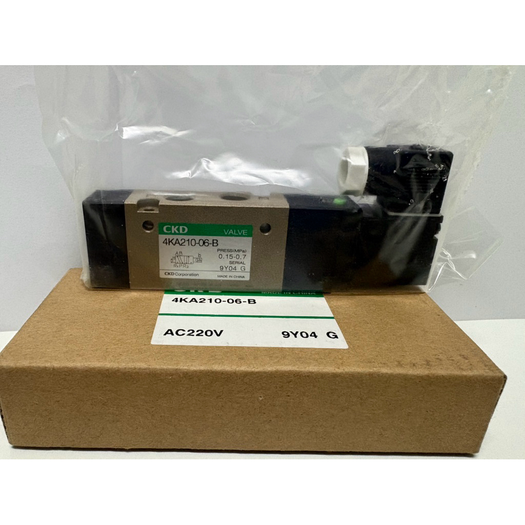 CKD โซลินอยวาว์ล 5/2 4KA210-06-B