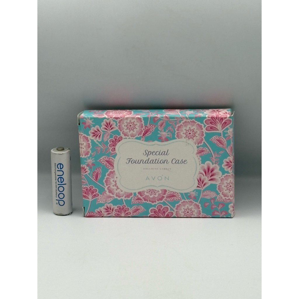 ตลับแป้งเปล่า AVON Foundation Dreaming Garden
