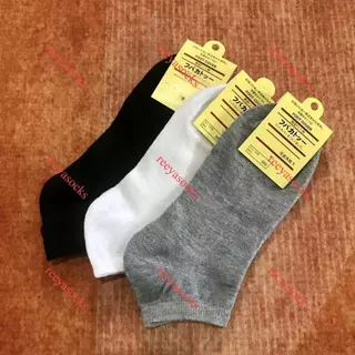 ⚡️ถุงเท้าข้อสั้น ถุงเท้าสีพื้น แพคกิ้งป้ายแขวน🧦ถุงเท้าสไตล์ญี่ปุ่น ⚡️ผ้านิ่ม ขาว ดำ เทา ลาย พร้อมส่งจากไทย reeyasocks