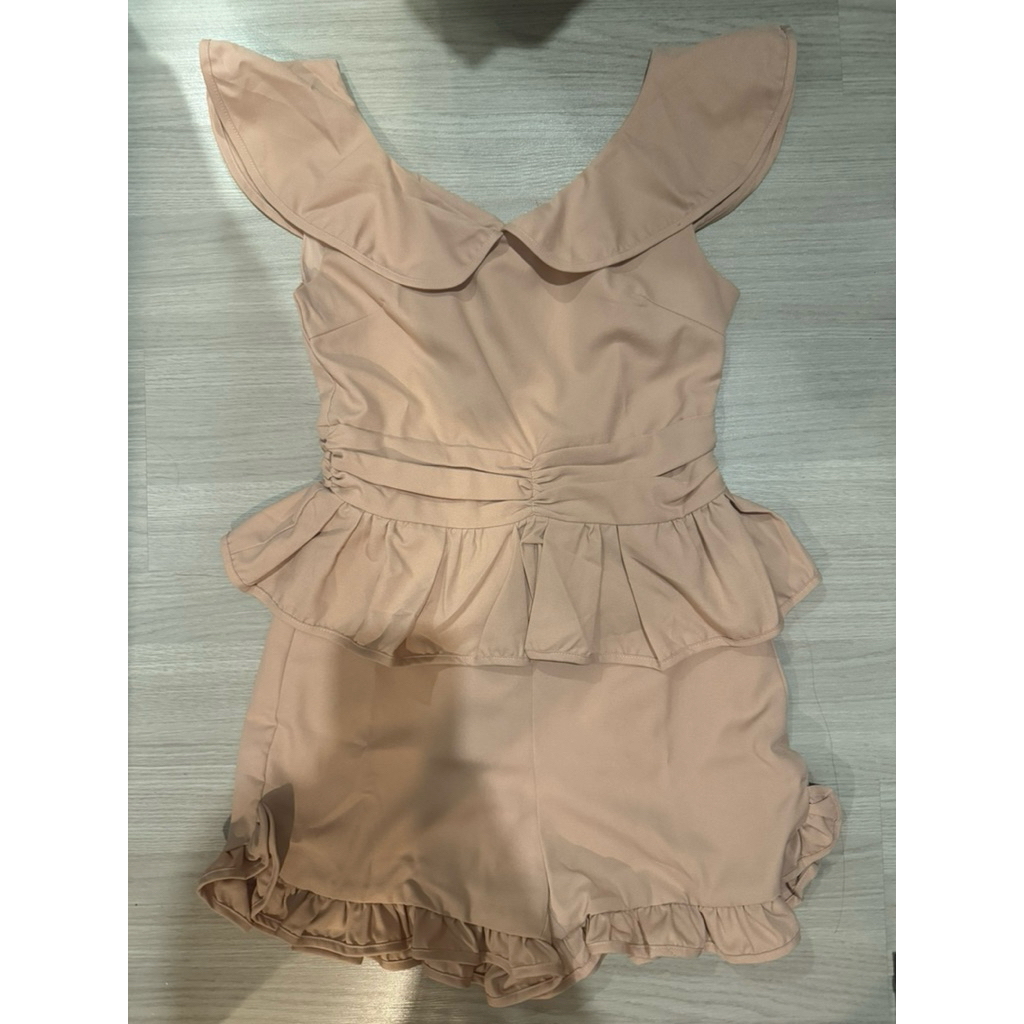 จั๊มสั้นแต่งระบาย งานป้าย #VG