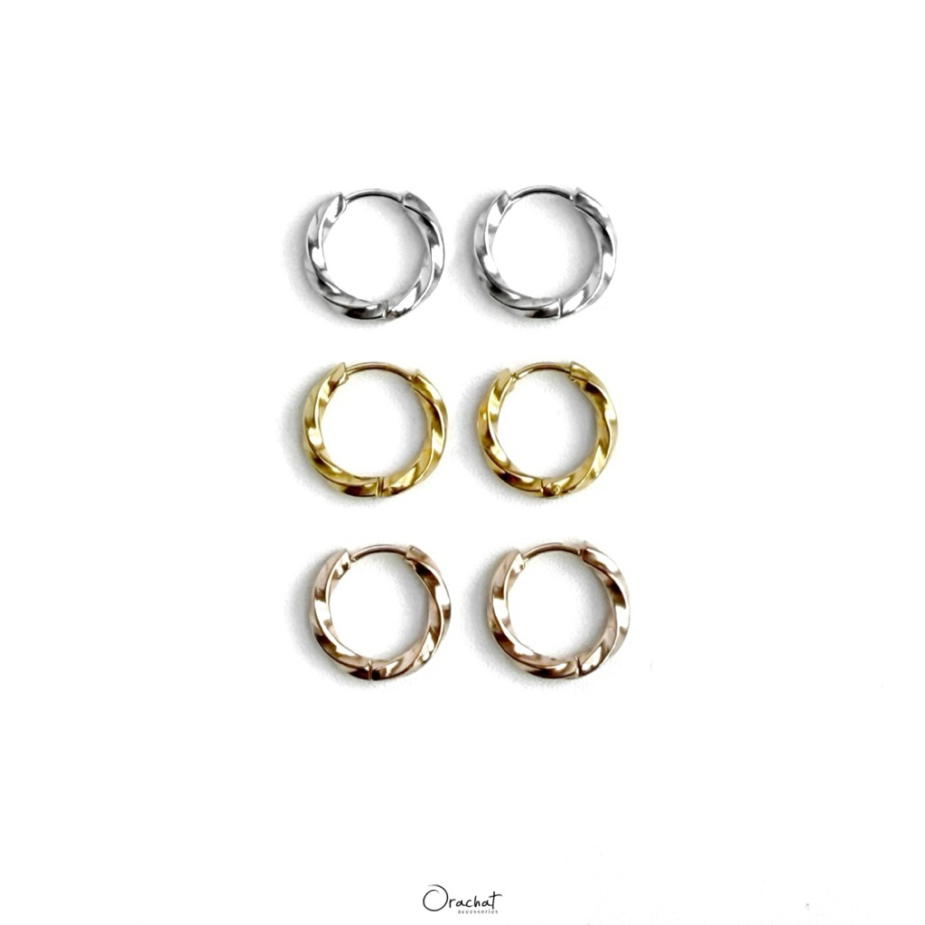 Dana 14k Hoop earrings. (ต่างหูห่วงลายเกรียว ตัวเรือนสแตนเลสสวยทน ใส่ลุยได้เลยไม่ต้องระวังไม่ลอกไม่ดำ)