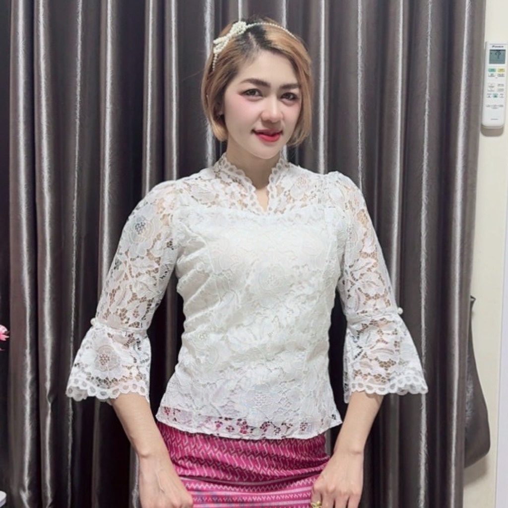 เสื้อลูกไม้คอวีแขนกระดิ่งใส่งานแต่งงานบุญงานบวช