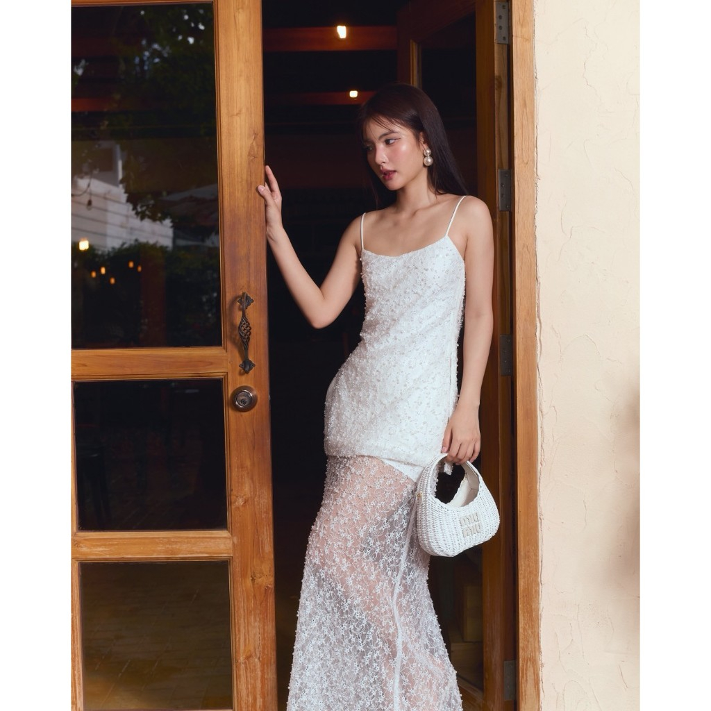 Fabrique.co - Aurelia Set ชุดเซท แฟชั่นผู้หญิง เสื้อ+กระโปรงยาว ชุดไปงาน เดรสออกงาน