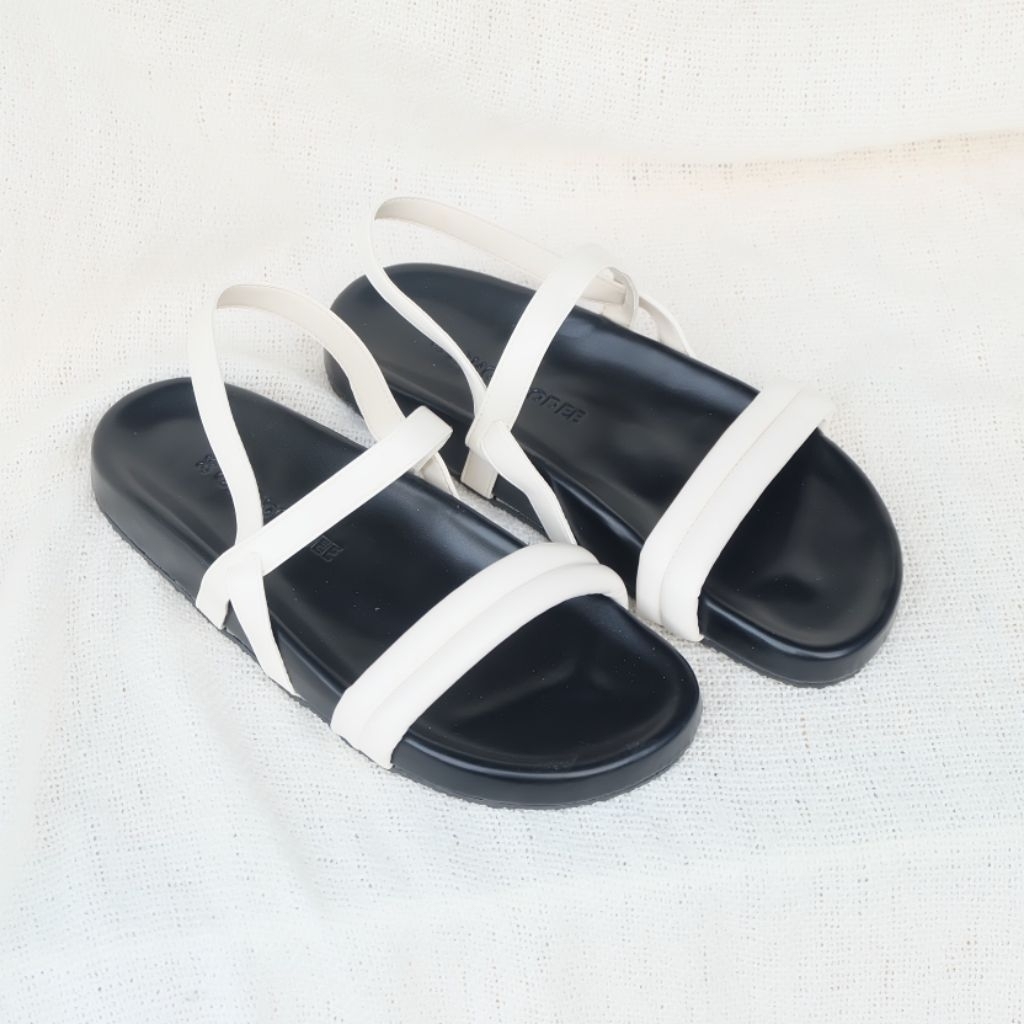 💫OHODOODEE💫 รองเท้าไบเคนรัดส้นเท้า สายคาดหนังสีขาวละมุน (พร้อมส่ง) - รูปที่ 4