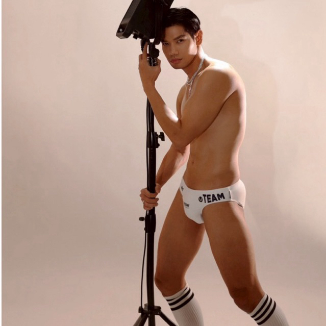 SW149 กางเกงว่ายน้ำเนื้อแมท   สไตล์บีกีนี่เอวต่ำ Awesome sport - รูปที่ 5