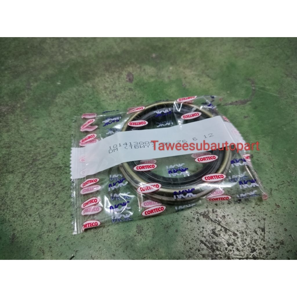 ซีลเพลาขับหน้า นอก ข้างซ้าย PAJERO STRADA TOYOTA 4WD 56-76-6/12 NOK