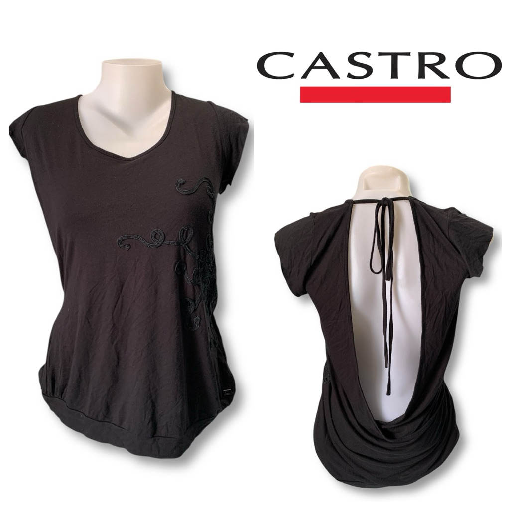 Castro ( GC555 ) เสื้อผู้หญิง สีดำ แขนสั้น เปิดหลัง ปักลายดอกไม้ พร้อมส่ง