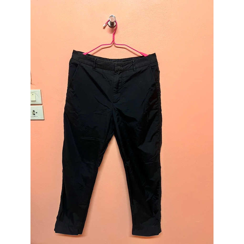 ✌🏻มือสองส่งต่อ👉🏻 กางเกงผ้าร่ม Calvin Klein เอว30