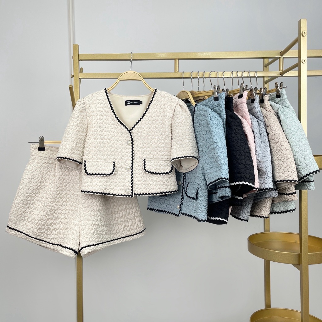 25 TWENTY FIVE ชุดเซ็ทกางเกงผ้าอัดร่อง ใส่เที่ยว คาเฟ่ ทำงาน