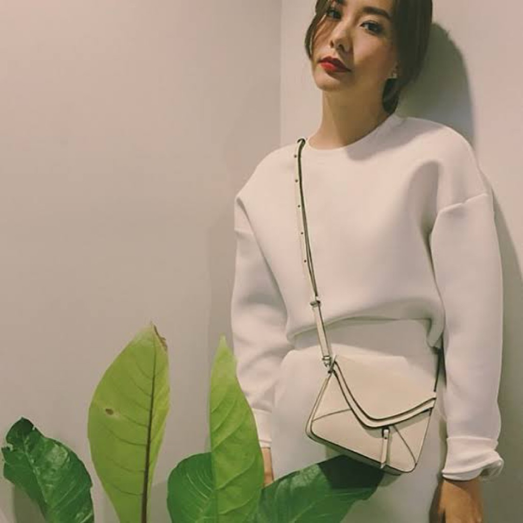 กระเป๋าสะพาย boyy tiny slash ของแท้ 100%