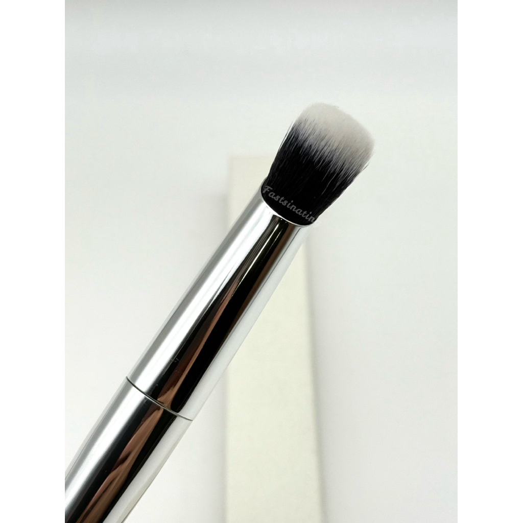 Haus Labs Concealer Brush Pinceau Anticernes