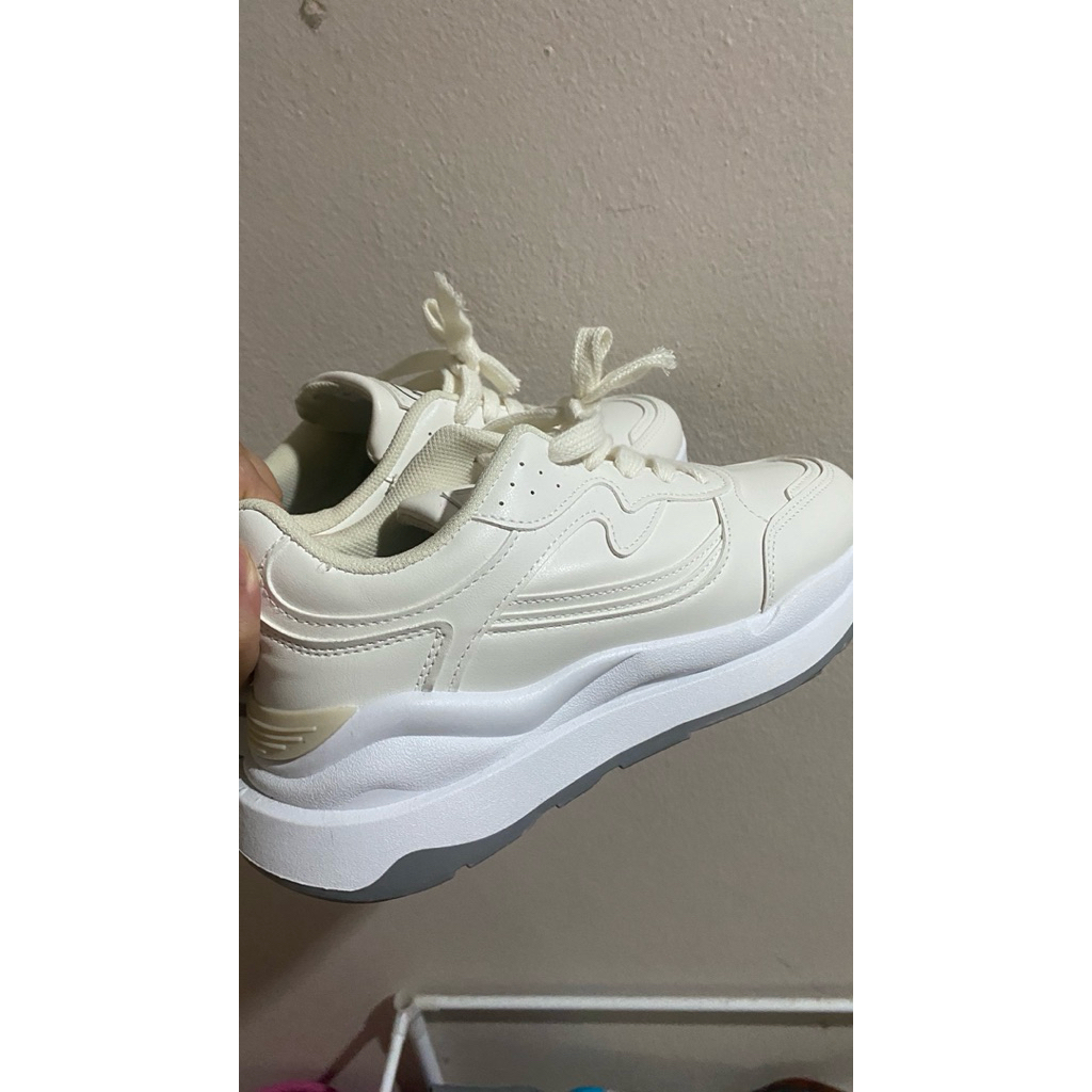 Corolla รองเท้าผ้าใบผู้หญิง💗