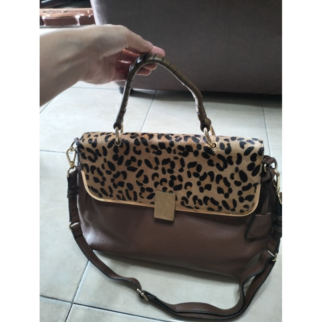 กระเป๋าหนัง มือสอง แบรนด์ Morgan