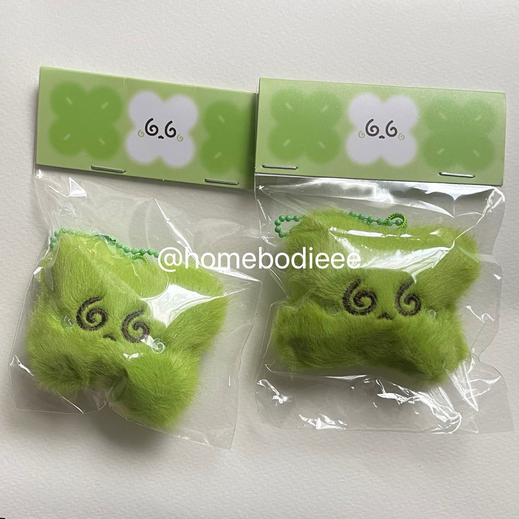 ✨พร้อมส่ง🍀 CLOVER DOLL KEYRING โดยอง Doyoung