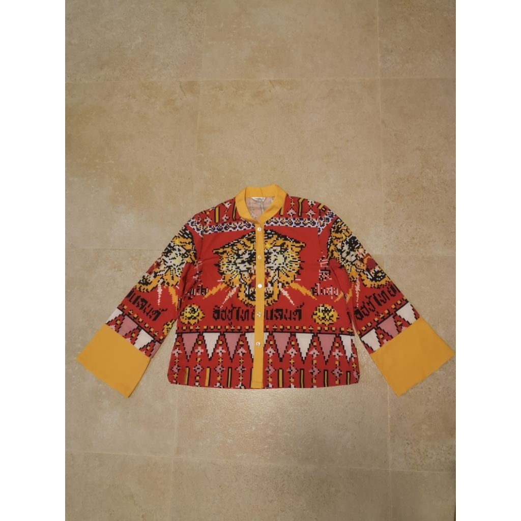 issue​ ไซร์s​ เสื้อแขนยาว