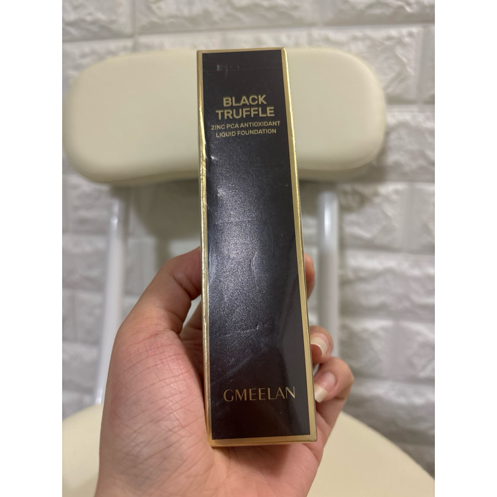 ของใหม่เบอร์02 GMEELAN Black Truffle Zinc PCA Liquid Foundation รองพื้นสูตรผสมสกินแคร์ เนื้อบางเบา ส