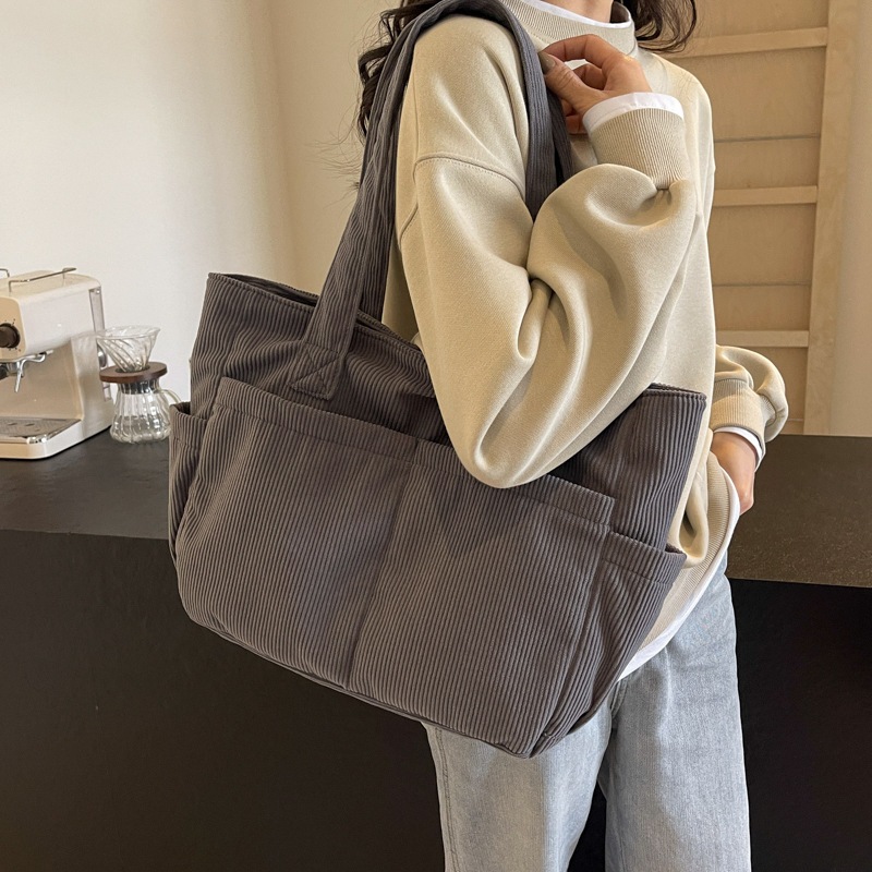 ROSARAกระเป๋าสะพายไหล่ผ้าลูกฟูกทรงสไตล์, กระเป๋าโท้ทขนาดใหญ่สามารถใส่แล็ปท็อปขนาด 15.6 นิ้วได้ - รูปที่ 4