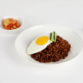 [แพ็ก 5] Samyang Chacharoni Ramen ซัมยัง จาจาโรนี ราเมง (140gx5)