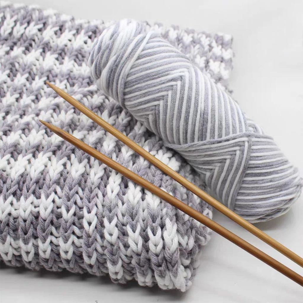 ไหมพรมถักผ้าพันคอ ไหมพรม 8ply นุ่ม ถักง่าย คอตตอนนม ไหมนุ่ม yarn 8 ply/100g - รูปที่ 2