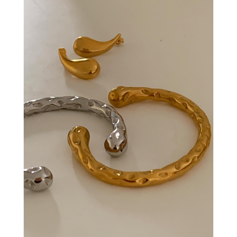 HER OBJECTIVE_HER ARIANA BOLD BRACELET/CUFF