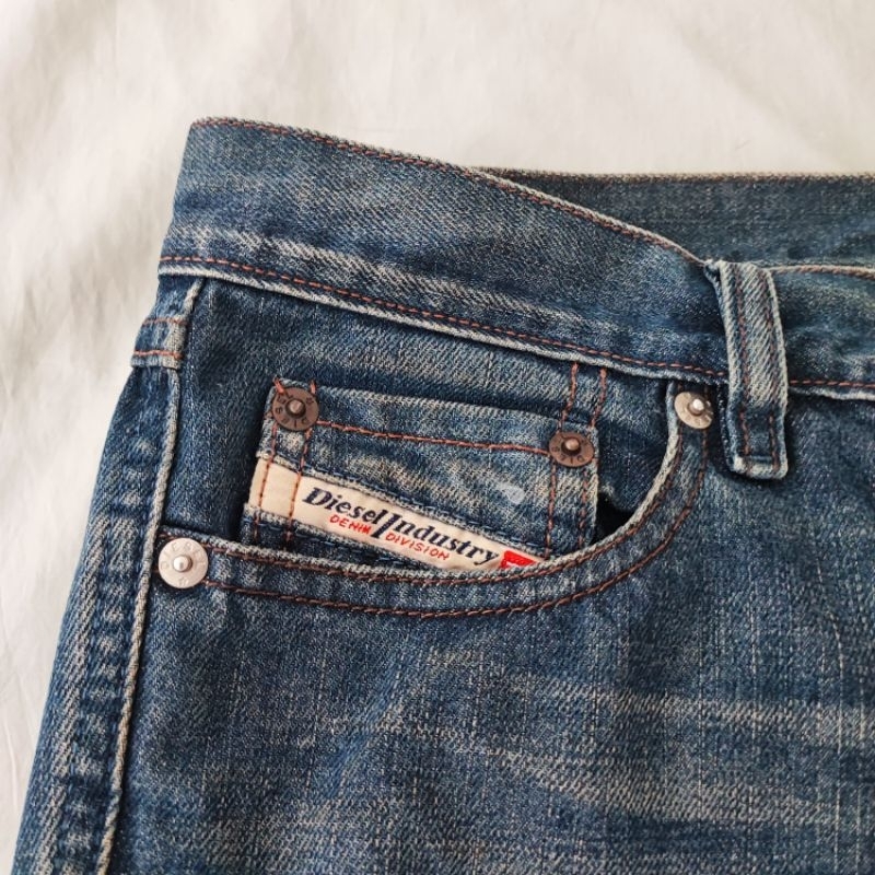 Diesel jeans Low Rise กางเกงยีนส์เอวต่ำดีเซล