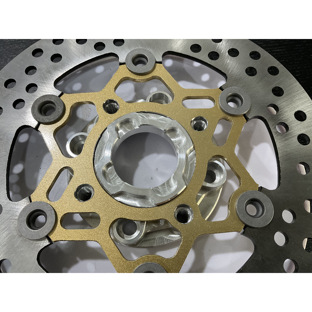 สเปเซอ รองดิสเบรค 4 ออก 4(พร้อมน๊อตเลส 4 ตัว)  สำหรับ HONDA W125บังลม W125S W125R ราคา ถูกที่สุด ดีลบีเคเค แกลเลอรีภาพที่ 2