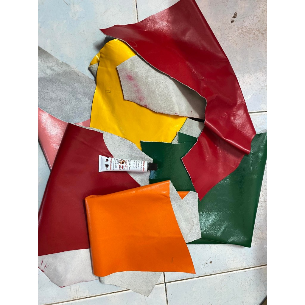 เศษหนังแท้ เศษหนังวัวแบบคละสุ่มสี แบบเลือกสี คละขนาดแบ่งขายเป็นขีด แบ่งขายราคาถูก/ ออกใบกำกับภาษีได้