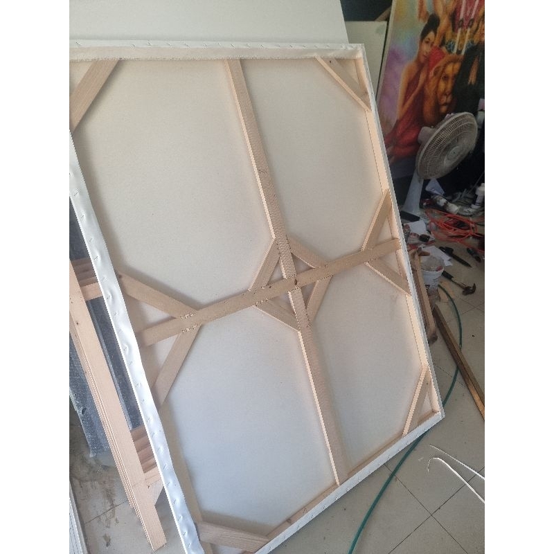 เฟรมผ้าใบ แคนวาส 90×110 หรือ 100×100 สีดำสีขาวราคาเท่ากัน 665 บาท หรือเฟรมพร้อมกรอบไม้สนสามารถสั่งสีได้ ราคา ถูกที่สุด ดีลบีเคเค แกลเลอรีภาพที่ 3