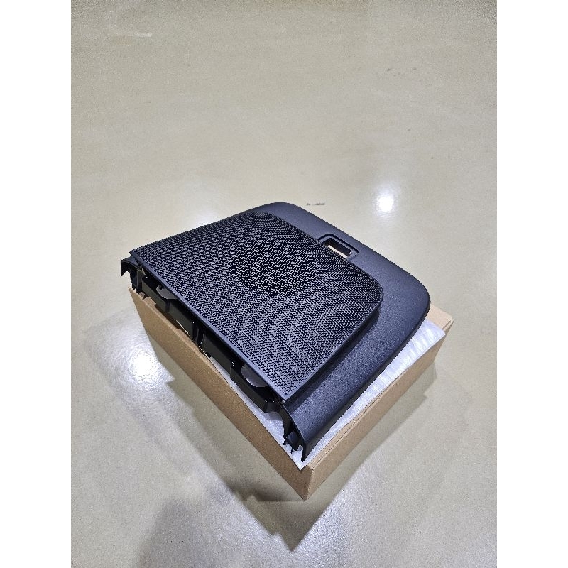 ฝาหลังลำโพง Honda HRV ญี่ปุ่นแท้