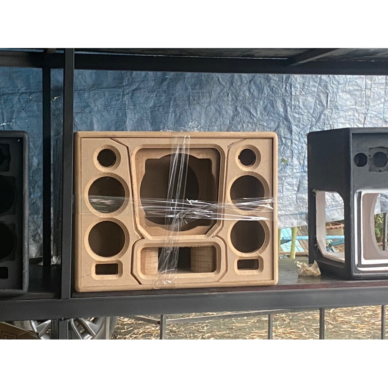 ตู้ลำโพงงานดิบ  ดอก8นิ้ว 1ดอก 4นิ้ว 4ดอหแหชม2ดอก