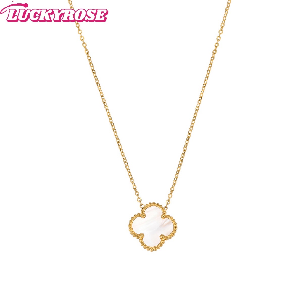 สร้อยคอโซ่เหล็กไทเทเนียม จี้ใบโคลเวอร์สี่แฉก สีทอง เครื่องประดับแฟชั่น เรียบง่าย ให้เป็นของขวัญ สําหรับผู้หญิง