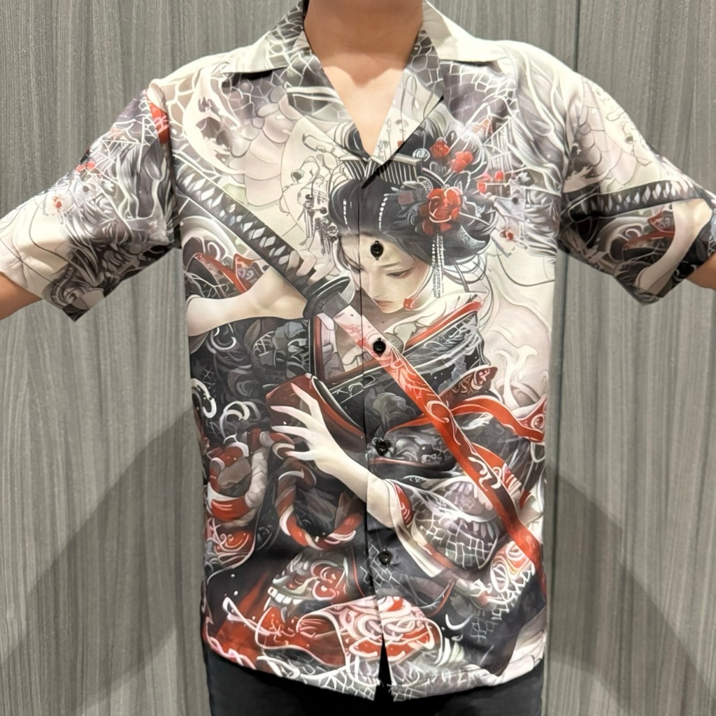 เสื้อฮาวายลายเกจิชา ผ้าไหมอิตาลี ผ้าดีใส่สบาย มี 5 ไซส์จ้าา