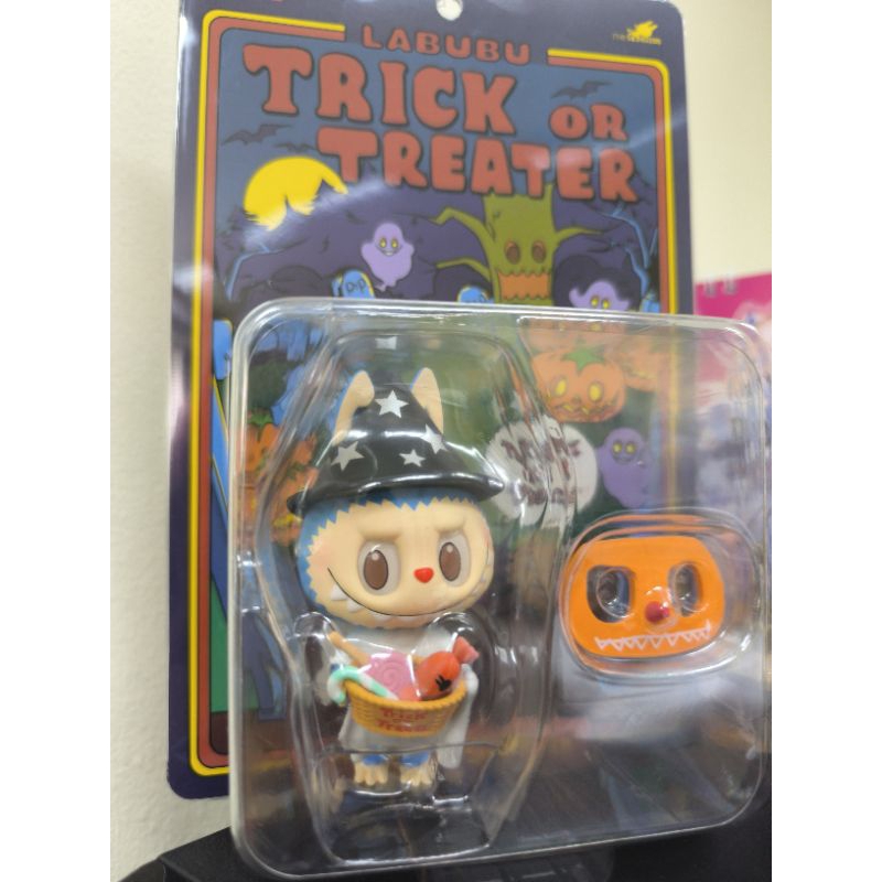 LABUBU Trick-or-Treater Figure