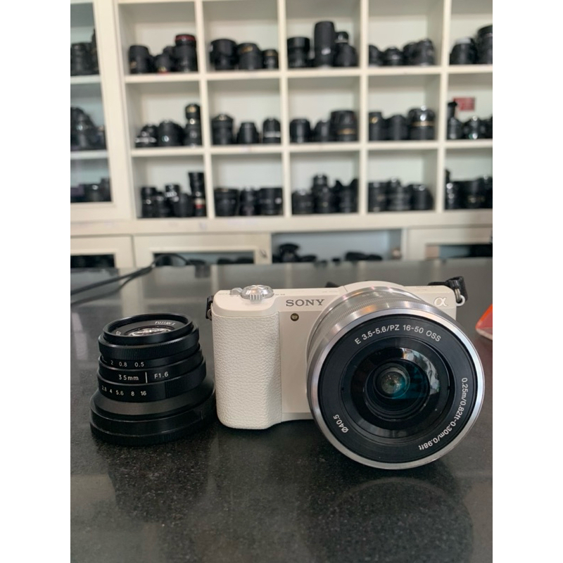 Sony A5100+kit pz 16-50 mm F3.5-5.6 + เลนส์มือหมุน  35 mm F1.6.