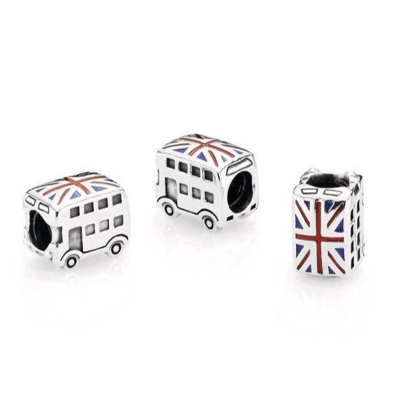 พร้อมส่ง ของแท้ 100% ชาร์มกำไลข้อมือ London Bus
