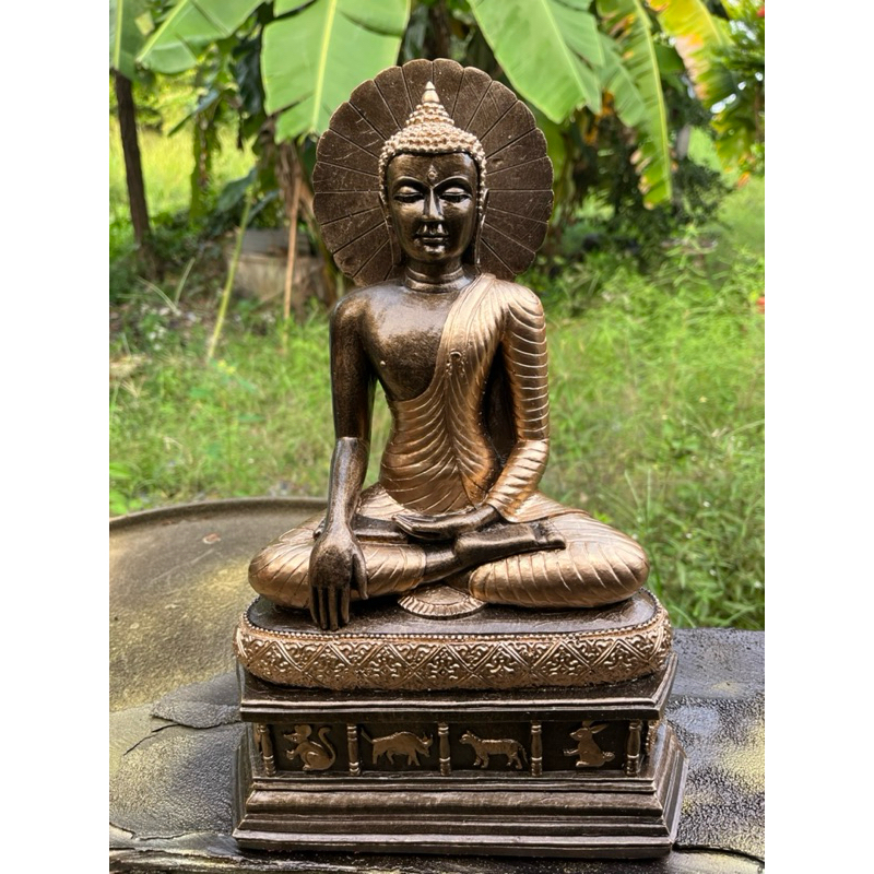 พระพุทธเมตตา ฐาน 12 นักษัตร หล่อจากแร่เหล็กน้ำพี้แท้ 100% หน้าตัก 7 นิ้ว,ฐานกว้าง 8 นิ้ว ,สูง 12 นิ้ว
