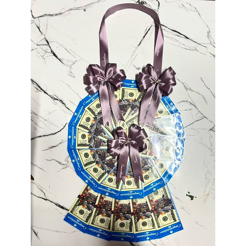 พวงมาลัยเงินใส่ธนบัตร คละสี พวงมาลัยธนบัตร ขั้นต่ำ2พวง พวงมาลัยปัจฉิม พวงมาลัยรับปริญญา พวงมาลัยเงินบัณฑิตน้อย