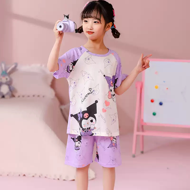 ชุดแขนสั้นเด็ก ชุดนอนเด็กหญิง Sanrio สูทลำลองแขนสั้นเข้ารูป นุ่ม ถนอมผิว ระบายอากาศได้ดี ลายการ์ตูนคุโรมิ