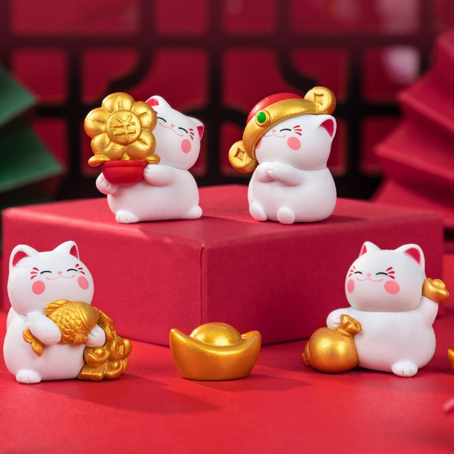 ตุ๊กตาจิ๋ว ชุดแมวมงคล 4 ชิ้น สำหรับตกแต่งสวนถาด แต่งสวนจิ๋ว  แต่งบ้าน ของขวัญ แต่งงาน ส่งจากไทย A047